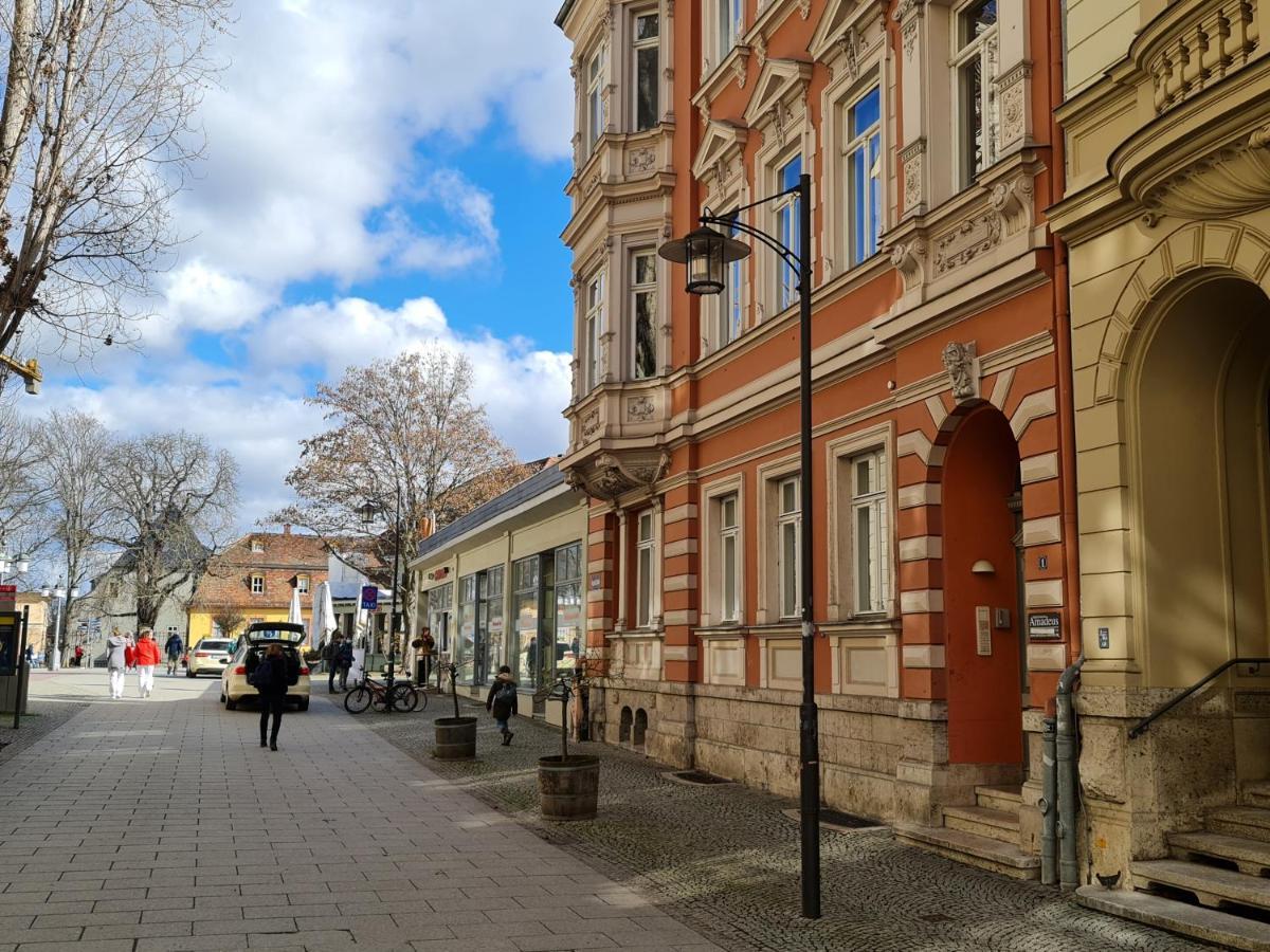 Cityappartement Am Theaterplatz * Weimar (Thuringia)